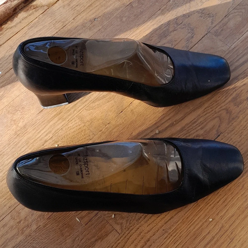 Vintage Enzo Angioloni Destressed Pumps
